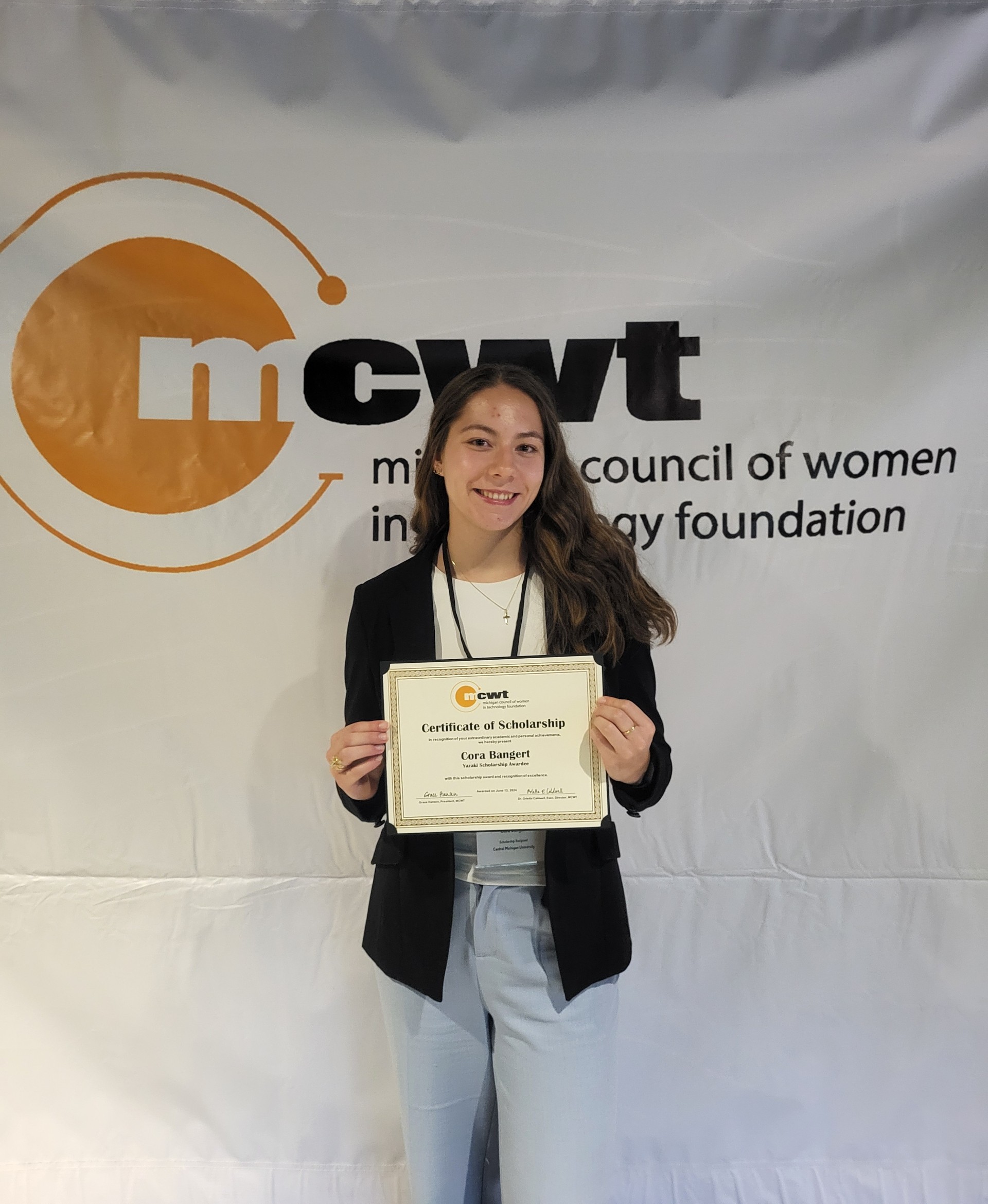 MCWT Scholar Award